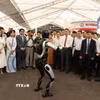 Các đại biểu tham quan triển lãm giới thiệu các sản phẩm công nghệ tại sự kiện Techfest Hải Phòng 2026. (Ảnh: Mạnh Minh/TTXVN)