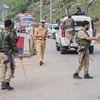 Lực lượng an ninh Ấn Độ được triển khai tại hiện trường vụ tấn công nhằm vào khách du lịch ở Pahalgam, Jammu và Kashmir, ngày 22/4/2025. (Ảnh: ANI/TTXVN)