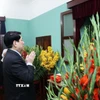Tối 16/2/2026 (đêm 29 Tết), trước thời khắc Giao thừa chuyển sang Xuân mới Bính Ngọ, Chủ tịch nước Lương Cường tới dâng hương tưởng niệm Chủ tịch Hồ Chí Minh tại Di tích Nhà 67 tại Khu Di tích Chủ tịch Hồ Chí Minh trong Phủ Chủ tịch và tại trụ sở cơ quan Văn phòng Chủ tịch nước (số 2 Lê Thạch). (Ảnh: Lâm Khánh/TTXVN)