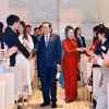 Trong chương trình thăm chính thức Cộng hòa Italy, trưa 14/4/2026 (giờ địa phương), tại thành phố Rome, Chủ tịch Quốc hội Trần Thanh Mẫn và phu nhân gặp gặp gỡ cán bộ Đại sứ quán và đại diện cộng đồng người Việt Nam tại Italy. (Ảnh: Doãn Tấn/TTXVN)