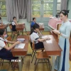 Thí sinh dự tuyển vào lớp 6. (Ảnh: TTXVN).