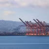 Quang cảnh cảng hàng hóa Long Beach, California, Mỹ. (Nguồn: THX/TTXVN)