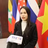 Em Nguyễn Thị Lan Anh, học viên thạc sỹ tại Đại học Kinh tế thương mại đối ngoại Bắc Kinh, trả lời phỏng vấn phóng viên TTXVN tại Bắc Kinh. (Ảnh: Công Tuyên/TTXVN)