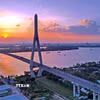Cầu Cần Thơ là cầu dây văng có nhịp chính dài nhất tại khu vực Đông Nam Á (chiều dài nhịp chính là 550m), được xây dựng bằng nguồn viện trợ phát triển chính thức ODA của Chính phủ Nhật Bản và vốn đối ứng của Chính phủ Việt Nam. (Ảnh: Tuấn Anh/TTXVN)