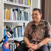 Tiến sỹ Arisman, Giám đốc điều hành Trung tâm Nghiên cứu Đông Nam Á (CSEAS) của Indonesia trả lời phỏng vấn TTXVN. (Ảnh: Minh Thái/TTXVN)