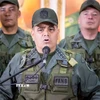 Bộ trưởng Quốc phòng Venezuela Vladimir Padrino Lopez (phía trước) phát biểu tại thủ đô Caracas. (Nguồn: EFE/TTXVN)