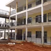 Trường Phổ thông nội trú liên cấp Tiểu học-Trung học cơ sở xã Dục Nông đang dần hoàn thiện các hạng mục để chuẩn bị đón khai giảng năm học mơi. (Ảnh: Cao Nguyên/TTXVN)