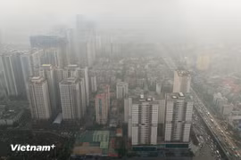 Hà Nội ô nhiễm không khí ở mức cao. (Ảnh: Hoài Nam/Vietnam+)