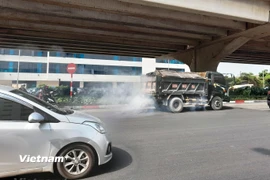 Nhức nhối ô nhiễm không khí tại Hà Nội. (Ảnh: TTXVN)