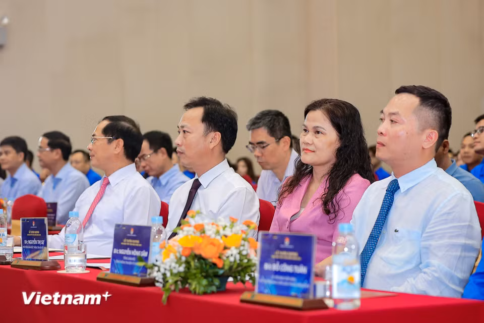 Các đại biểu tham dự Lễ tuyên dương. (Ảnh: Hoài Nam/Vietnam+)