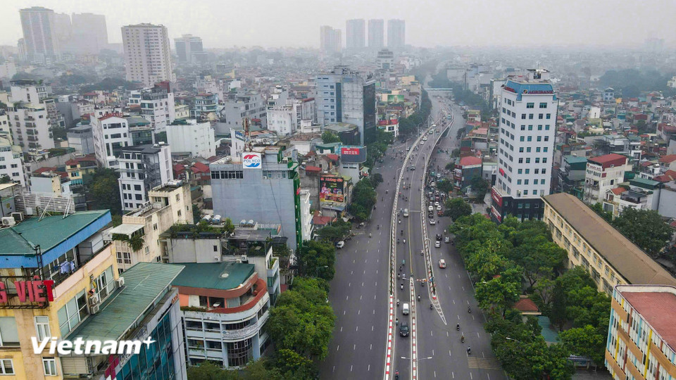 Khu vực cầu vượt Trần Khắc Chân dự kiến sẽ cấm xe máy chạy xăng hoạt động. (Ảnh: Hoài Nam/Vietnam+)