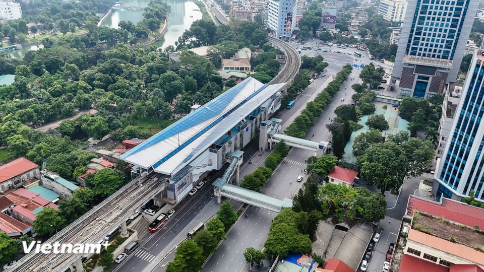 Hiện có 4 vị trí ở vành đai 1 khu vực phía Nam được khảo sát và xác định đủ điều kiện để bố trí làm chỗ để xe kết hợp trạm sạc cho xe điện. (Ảnh: Hoài Nam/Vietnam+)