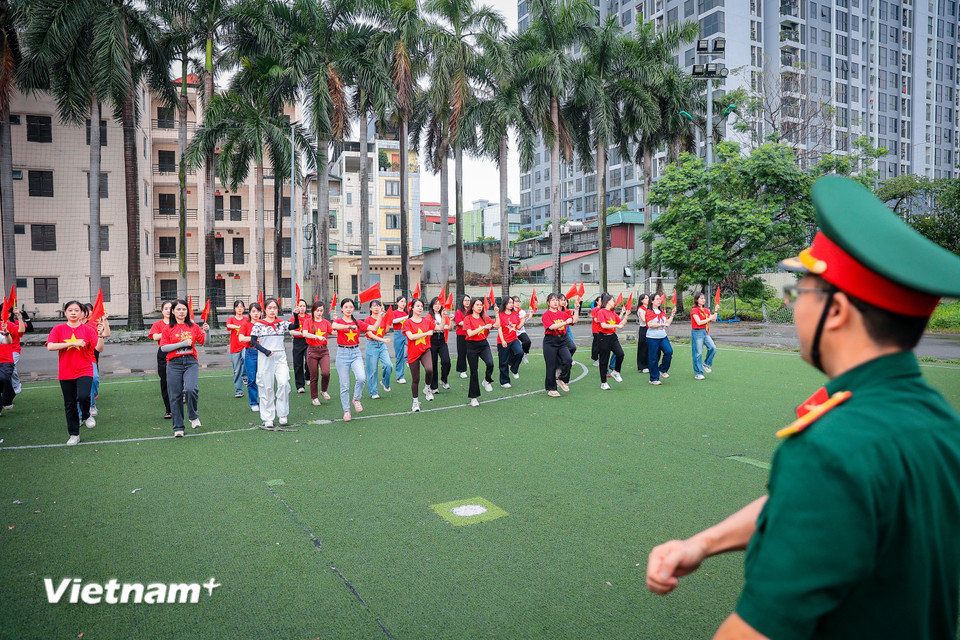 Bắt đầu từ ngày 12/8/2025 đến hết ngày 15/8/2025, Khối Báo chí Cách mạng Việt Nam đã luyện tập chính thức đợt 1 với sự tham gia của 180 cán bộ, phóng viên, biên tập viên là đoàn viên thanh niên có thành tích xuất sắc đến từ 10 cơ quan báo chí. (Ảnh: Hoài Nam/Vietnam+)