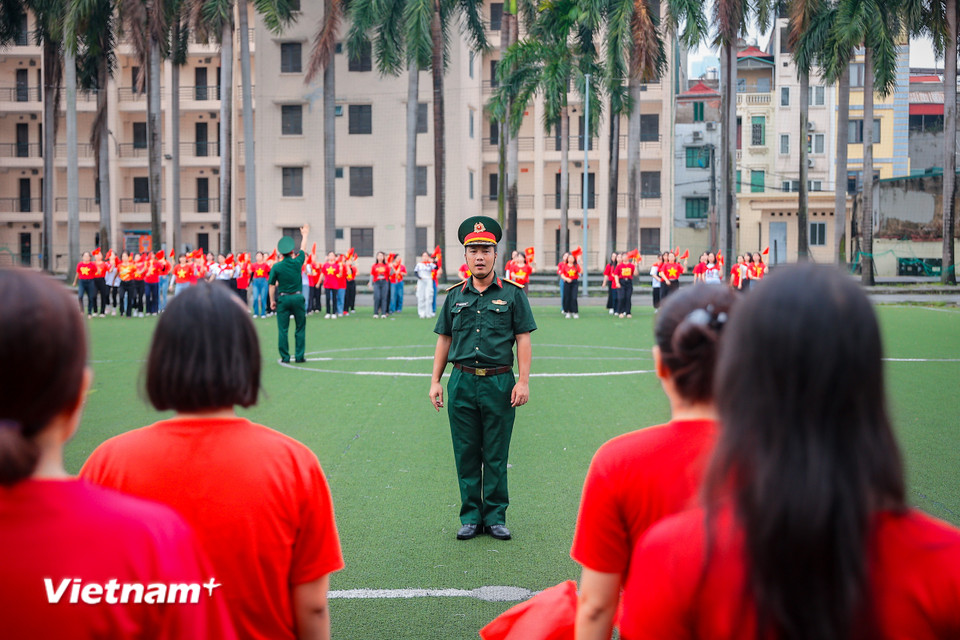 Đến thời điểm này, các khối bảo đảm về động tác như hiệp đồng trong khối qua sự chỉ bảo của giáo viên hướng tới hoàn thành tốt nhiệm vụ mà Đảng, Nhà nước giao ở khối báo chí cách mạng Việt Nam. (Ảnh: Hoài Nam/Vietnam+)