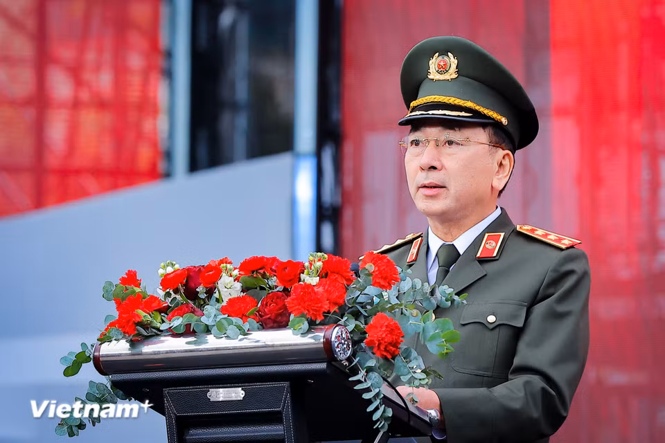 Thượng tướng Trần Quốc Tỏ, Ủy viên Trung ương Đảng, Thứ trưởng Bộ Công an phát biểu tại lễ khai mạc. (Ảnh: Hoài Nam/Vietnam+)