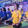 Yoga không chỉ giúp các mẹ bầu nâng cao sức khỏe, giữ gìn vóc dáng mà còn là phương pháp để kết nối sâu sắc với bé yêu ngay từ trong bụng. (Ảnh: PV/Vietnam+)