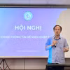 Ông Nguyễn Hoàng Phúc - Phó giám đốc Trung tâm Điều phối Ghép tạng quốc gia phát biểu tại Hội nghị. (Ảnh: PV/Vietnam+)