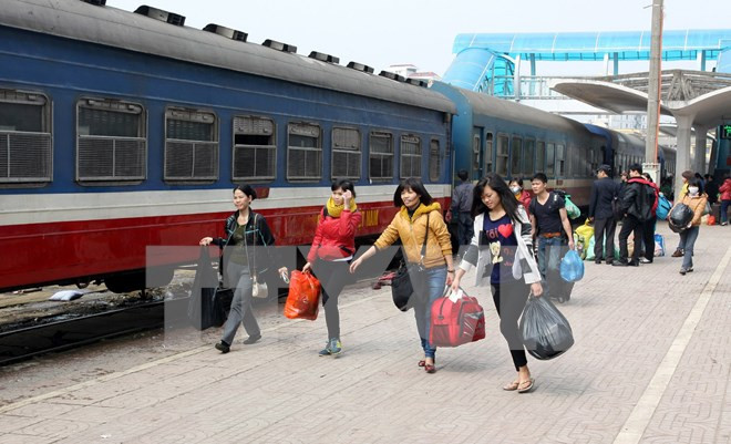 Giảm tới 50% giá vé tàu Thống Nhất nếu mua trước 60 ngày ảnh 1