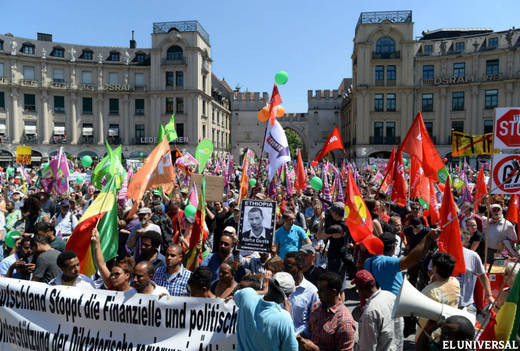 Đức: Gần 40.000 người tuần hành phản đối G7 tại Munich ảnh 1