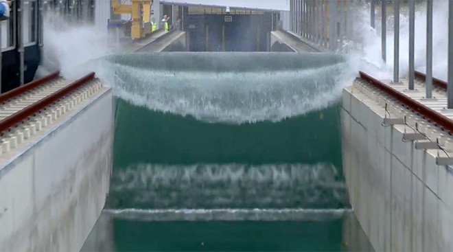 [Video] Cận cảnh cỗ máy tạo sóng thần khổng lồ của Hà Lan ảnh 1