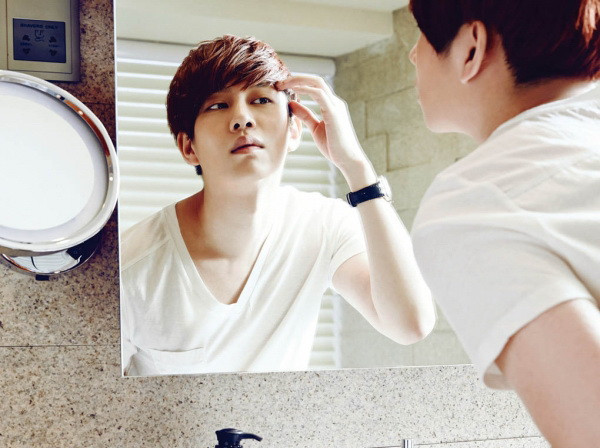 Đàn ông Hàn Quốc vô địch thế giới về tiêu thụ mỹ phẩm ảnh 1