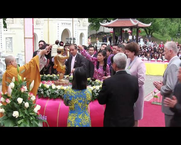 Cầu siêu cho các liệt sỹ Trường Sa tại chùa Trúc Lâm Kharkov ảnh 1