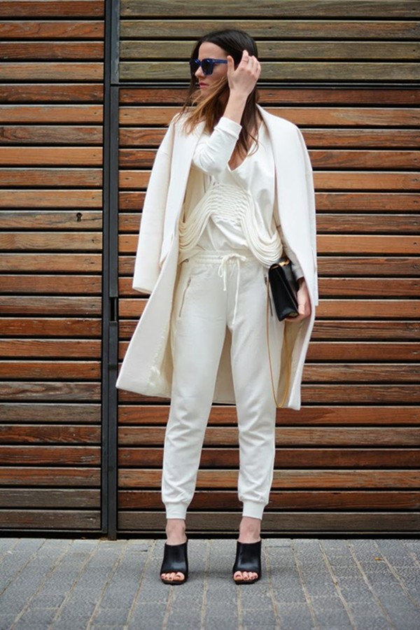 Giày mules thanh lịch nhưng không kém phần năng động ảnh 12