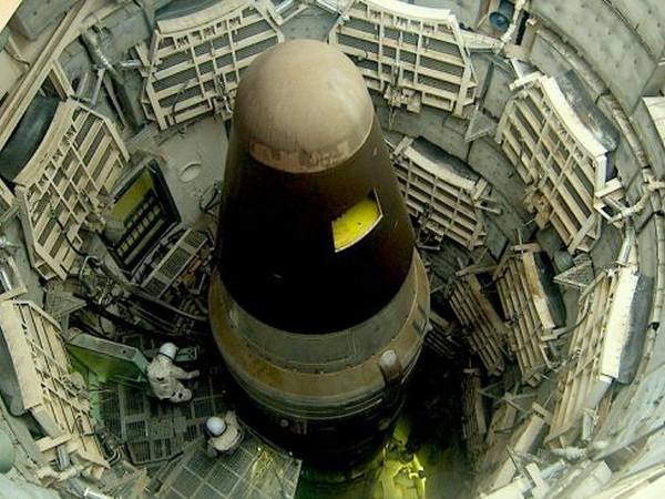 Mỹ, Anh lần đầu tiên tham gia hội nghị về vũ khí hạt nhân ảnh 1