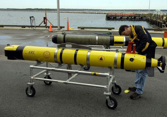 Tàu ngầm Mỹ phóng thành công phương tiện lặn không người lái ảnh 1