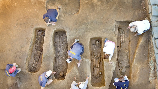 Xác định danh tính 4 thủ lĩnh Anh đầu tiên đặt chân đến nước Mỹ ảnh 1