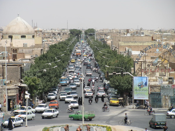 Sản xuất ôtô và dược phẩm Iran hưởng lợi sau thỏa thuận hạt nhân ảnh 1