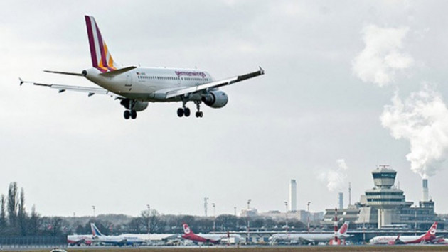 Ai Cập: Phi công Thụy Điển bị nghi làm gián điệp được phép rời Cairo ảnh 1