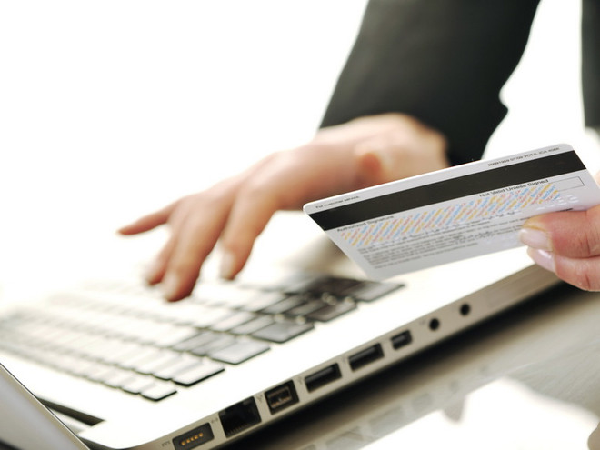 Anh: Thiệt hại do lừa đảo qua dịch vụ ngân hàng trực tuyến tăng cao ảnh 1