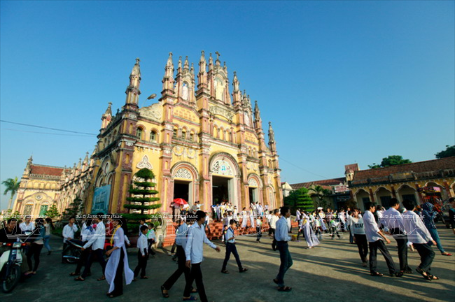 Chân thực cuộc sống thường nhật của các cộng đồng tôn giáo ảnh 2