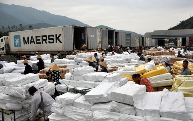 Lào Cai cho phép tiếp tục tái xuất hàng thực phẩm đông lạnh ảnh 1