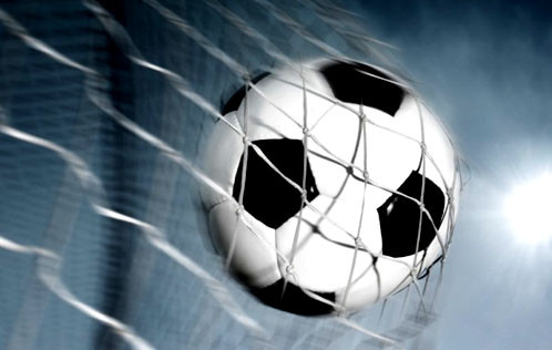 [Video] Một trận đấu tại Indonesia có 5 bàn phản lưới nhà! ảnh 1