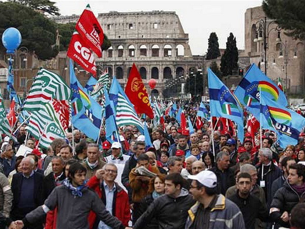 Trung bình 62 doanh nghiệp Italy phá sản mỗi ngày trong năm 2014 ảnh 1