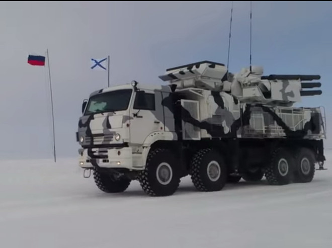 [Video] Nga duyệt binh ở Bắc Cực kỷ niệm kết thúc Thế chiến 2 ảnh 1