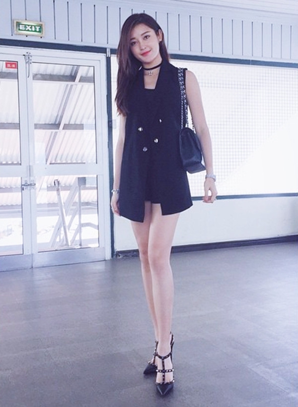 Kiều nữ Việt đua nhau lăng xê xu hướng denim mùa Thu Đông ảnh 13