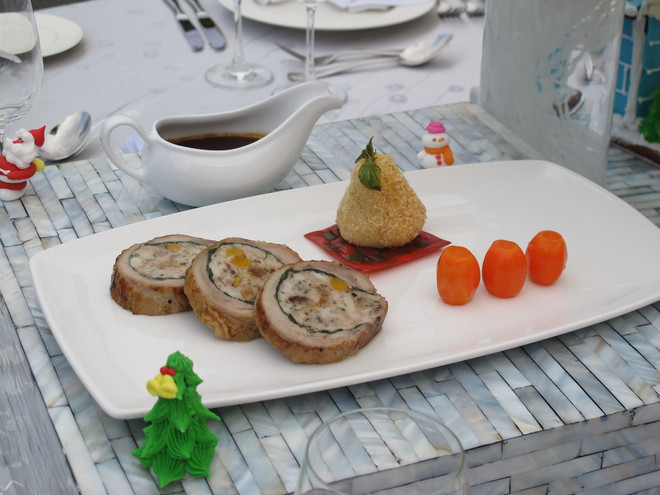 [Photo] Bếp trưởng 5 sao và “Bàn tiệc Giáng sinh và năm mới” ảnh 5