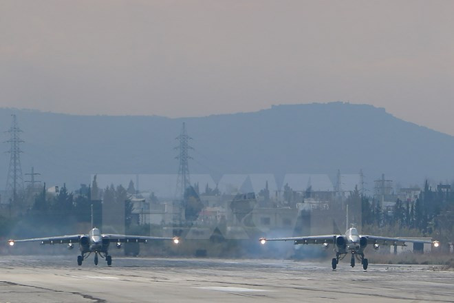 [Video] Không quân Syria phá hủy nhiều căn cứ khủng bố ảnh 1
