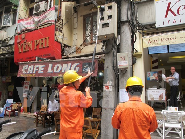 Điện lực Hà Nội áp dụng camera và máy tính bảng để ghi số công tơ ảnh 1