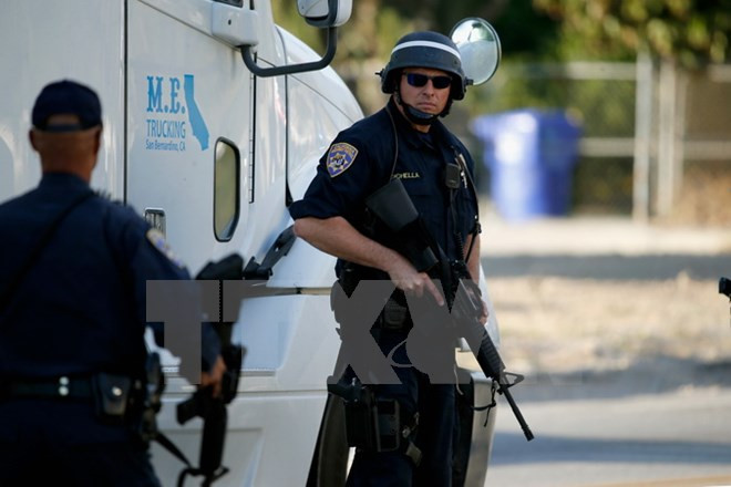 Mỹ sơ tán văn phòng Hồi giáo vì phong thư chứa bột trắng ảnh 1