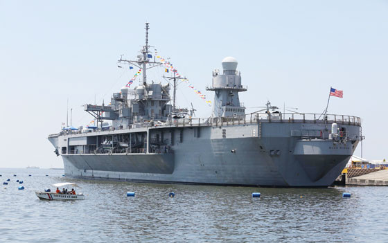 Chiến hạm USS Blue Ridge của Mỹ thăm cảng Colombo của Sri Lanka ảnh 1