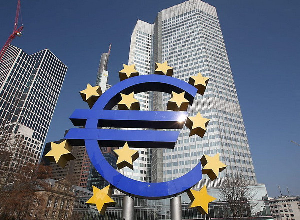 ECB có thể bắt đầu mua trái phiếu chính phủ từ quý 1/2015 ảnh 1