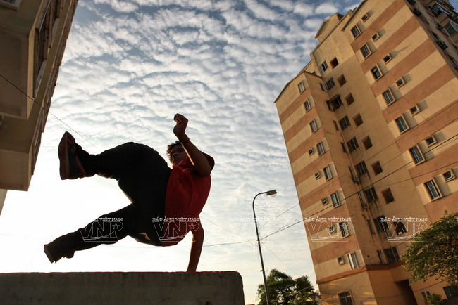 Parkour: Môn thể thao đẩy sự dẻo dai của cơ thể đến cực điểm ảnh 7