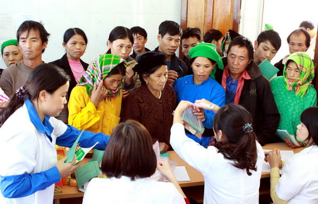 Dấu chân tình nguyện của các thầy thuốc trẻ Nghệ An ảnh 1