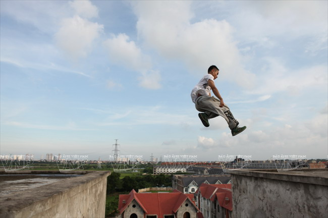 Parkour: Môn thể thao đẩy sự dẻo dai của cơ thể đến cực điểm ảnh 12