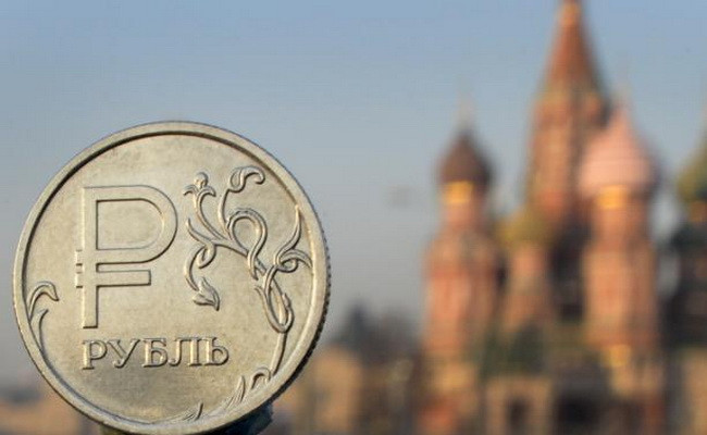 Nga hạ dự báo tăng trưởng kinh tế năm 2015 do giá dầu thấp ảnh 1