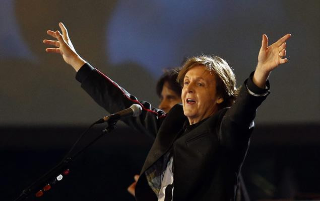 Fan của Kanye West không biết huyền thoại McCartney là ai ảnh 1